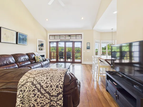 $695,000 | 295 Kipling Circle South, Eddyville, KY 42038