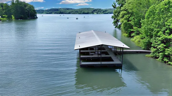 $695,000 | 295 Kipling Circle South, Eddyville, KY 42038