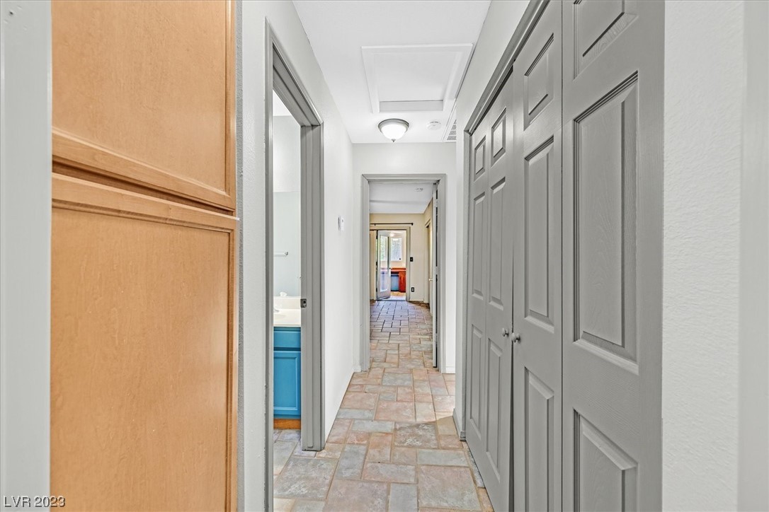 2827 Secret Canyon Road Henderson, NV 89074 - Photo 8 of 26 Gallery Image 8