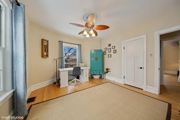 $5,000 | 311 South Ridgeland Avenue, Oak Park, IL 60302