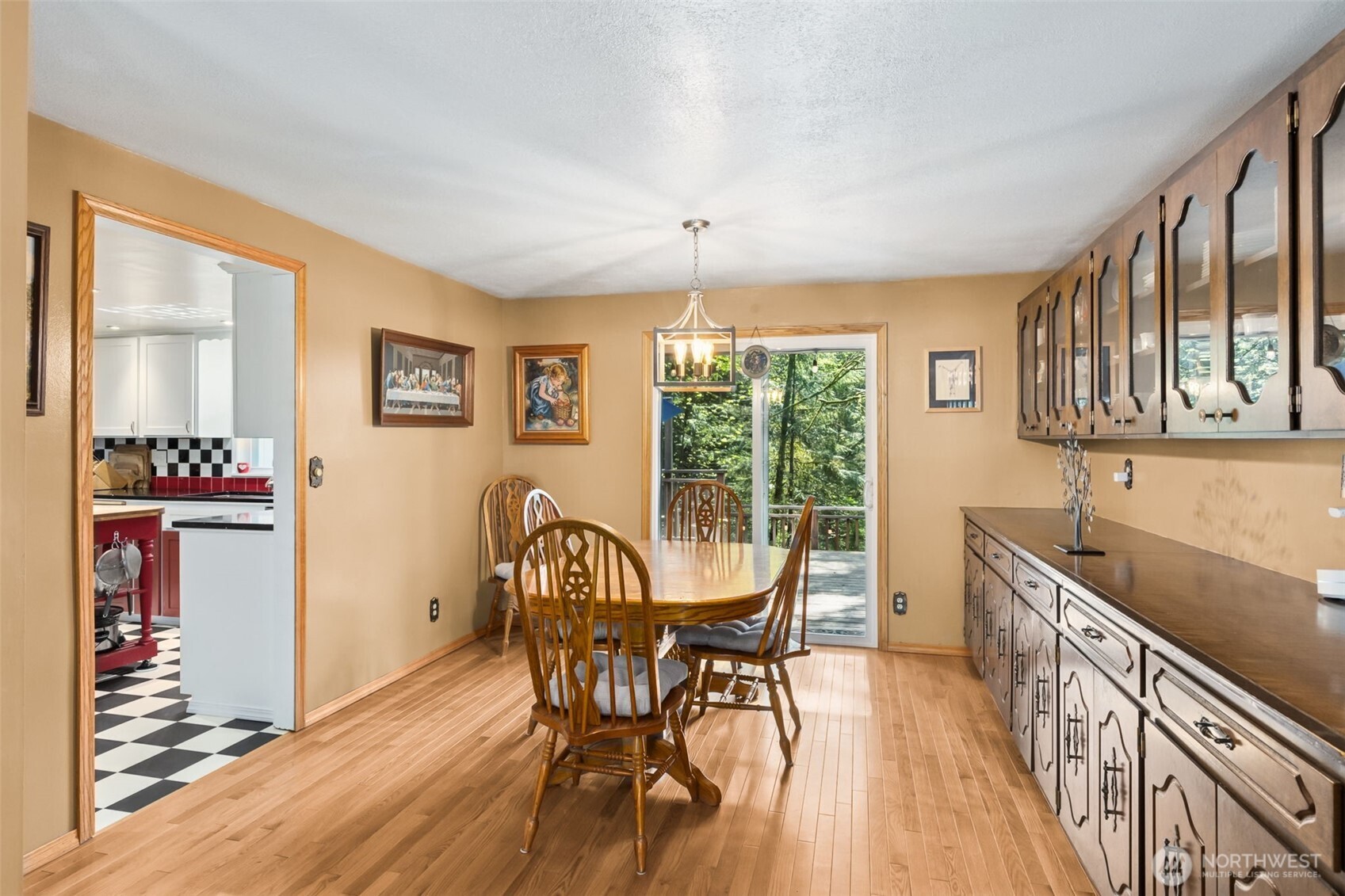 7212 Delphi Road Southwest Olympia, WA 98512 - Photo 8 of 39 Gallery Image 8
