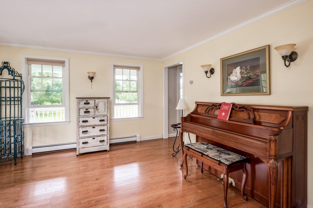 111 Winnicutt Road Stratham, NH 03885 - Photo 15 of 40