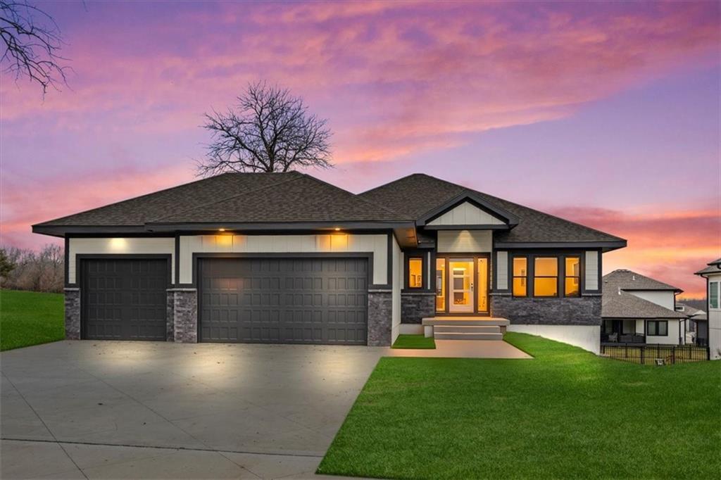 3222 Southwest Enoch Street Lee's Summit, MO 64082 - Photo 1 of 20