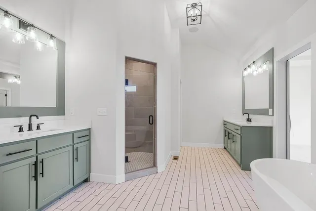 $699,850 | 3222 Southwest Enoch Street, Lee's Summit, MO 64082