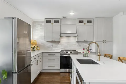 $460,000 | 806 Nottingham Drive, Richardson, TX 75080