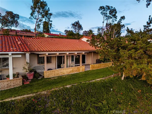 $715,000 | 28052 VÃa Herrera, Mission Viejo, CA 92692