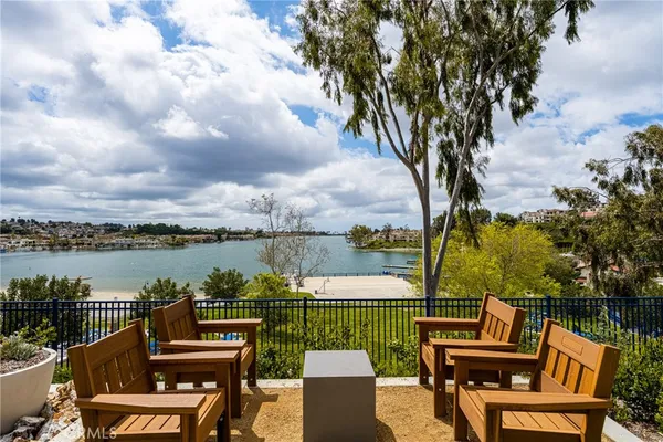 $715,000 | 28052 VÃa Herrera, Mission Viejo, CA 92692