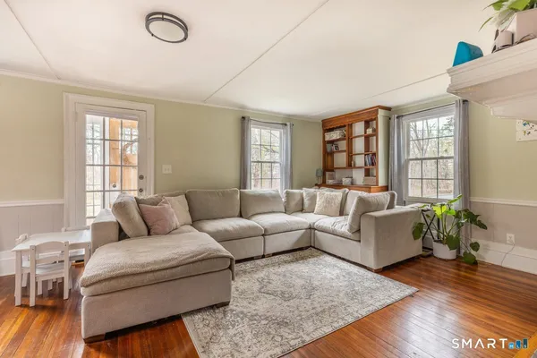 $599,900 | 33 Jerusalem Hill, Trumbull, CT 06611
