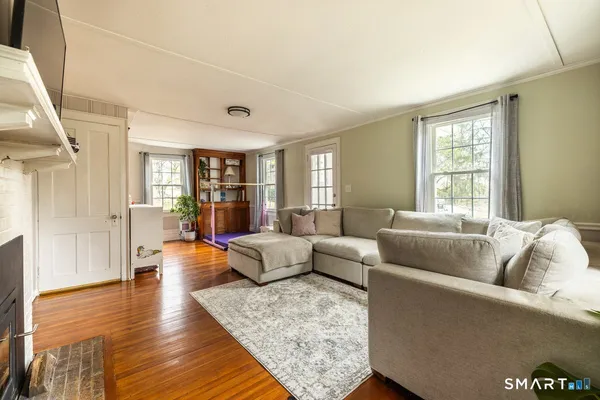 $599,900 | 33 Jerusalem Hill, Trumbull, CT 06611