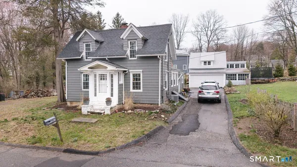 $599,900 | 33 Jerusalem Hill, Trumbull, CT 06611