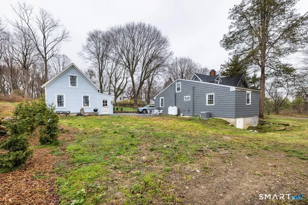 $599,900 | 33 Jerusalem Hill, Trumbull, CT 06611