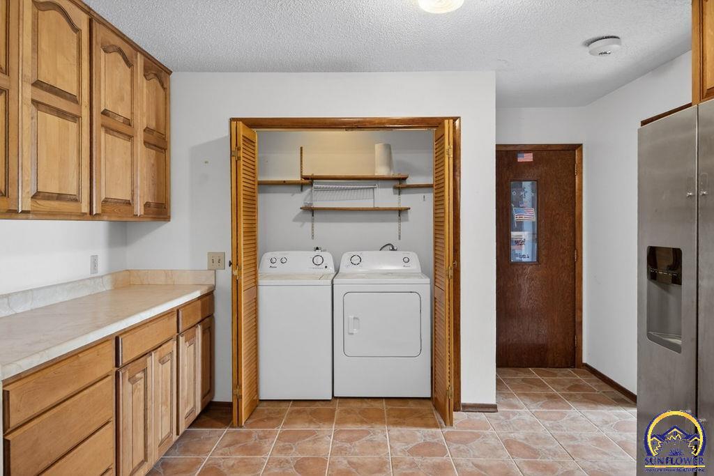 2494 Barton Road Holton, KS 66436 - Photo 11 of 58