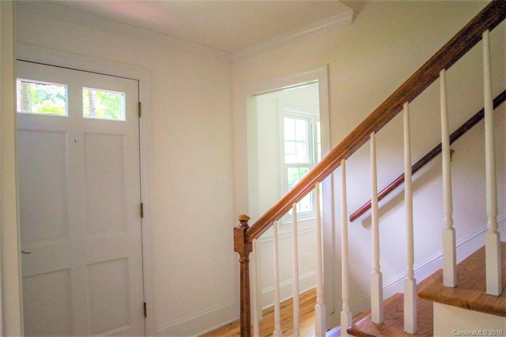 7008 Rothmore Street Charlotte, NC 28215 - Photo 2 of 21 Gallery Image 2