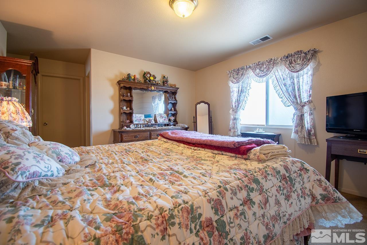 8761 Sunset Breeze Drive Reno, NV 89506 - Photo 10 of 28 Photo 10