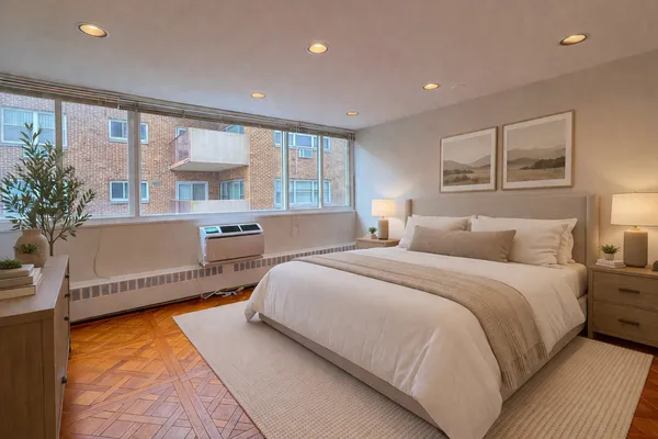 $329,000 | 1516 Hinman Avenue, Unit 603, Evanston, IL 60201