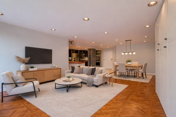 $329,000 | 1516 Hinman Avenue, Unit 603, Evanston, IL 60201