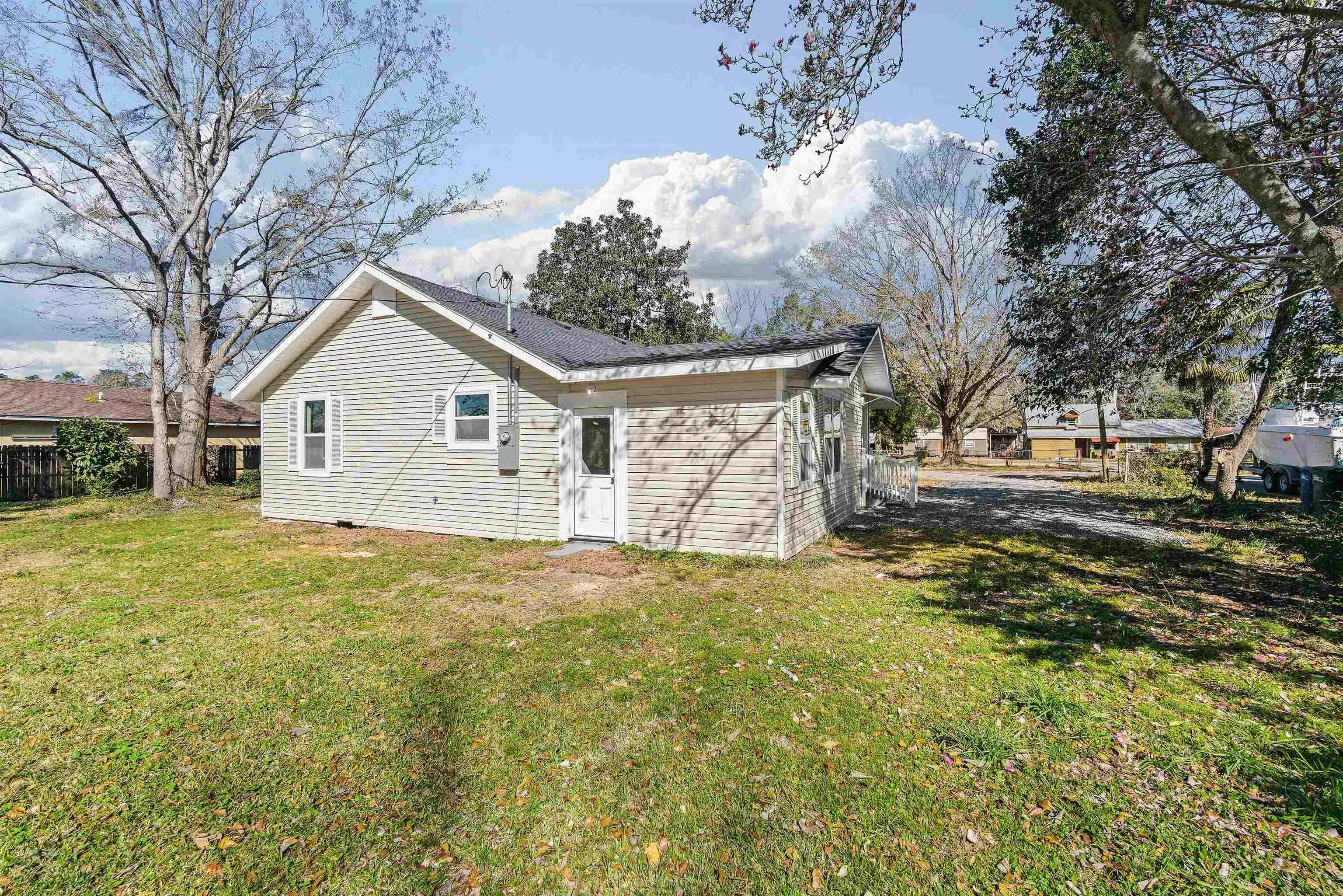615 West Marigold Avenue Foley, AL 36535 - Photo 21 of 23