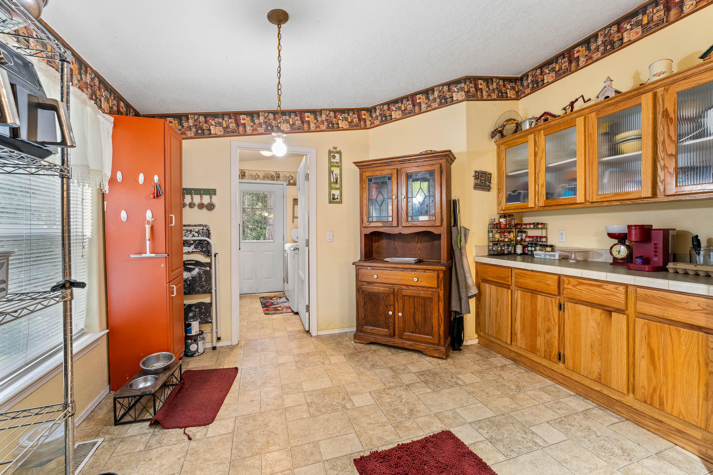 320 Fields Road Williams, OR 97544 - Photo 10 of 33 INT (4 of 16)