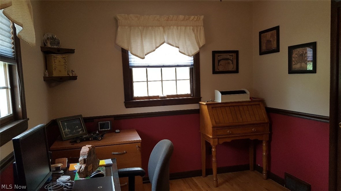 7991 Webster Road Strongsville, OH 44136 - Photo 26 of 34