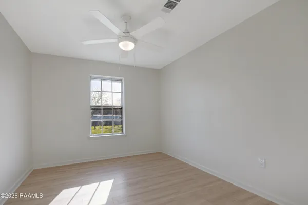 $1,300 | 121 Courtney Drive, Duson, LA 70529