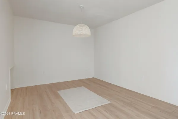 $1,300 | 121 Courtney Drive, Duson, LA 70529