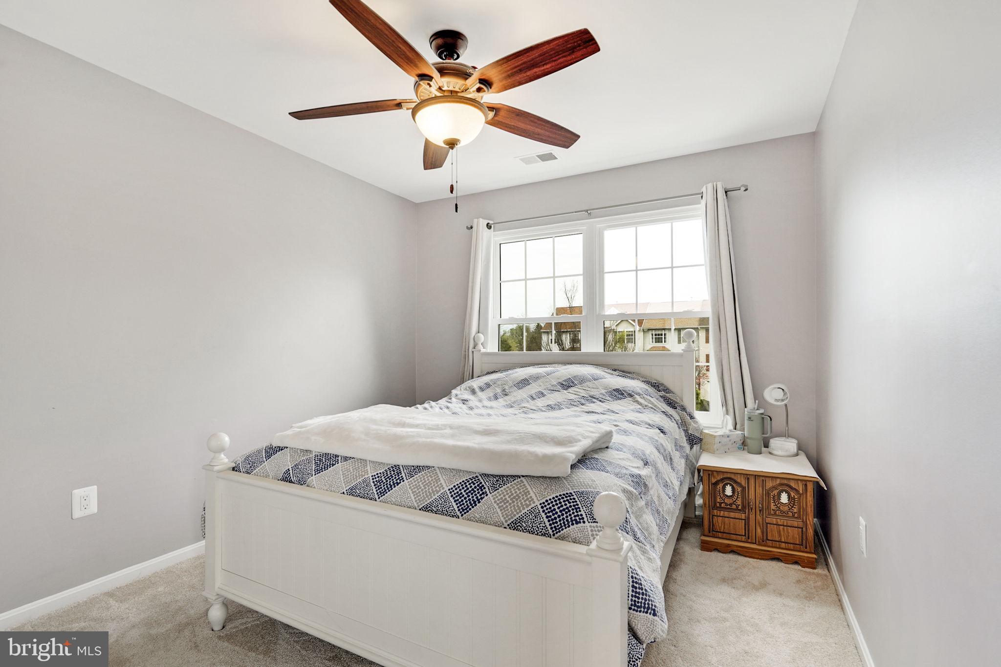 46665 Turnstone Square Sterling, VA 20164 - Photo 22 of 31 Bedroom 1