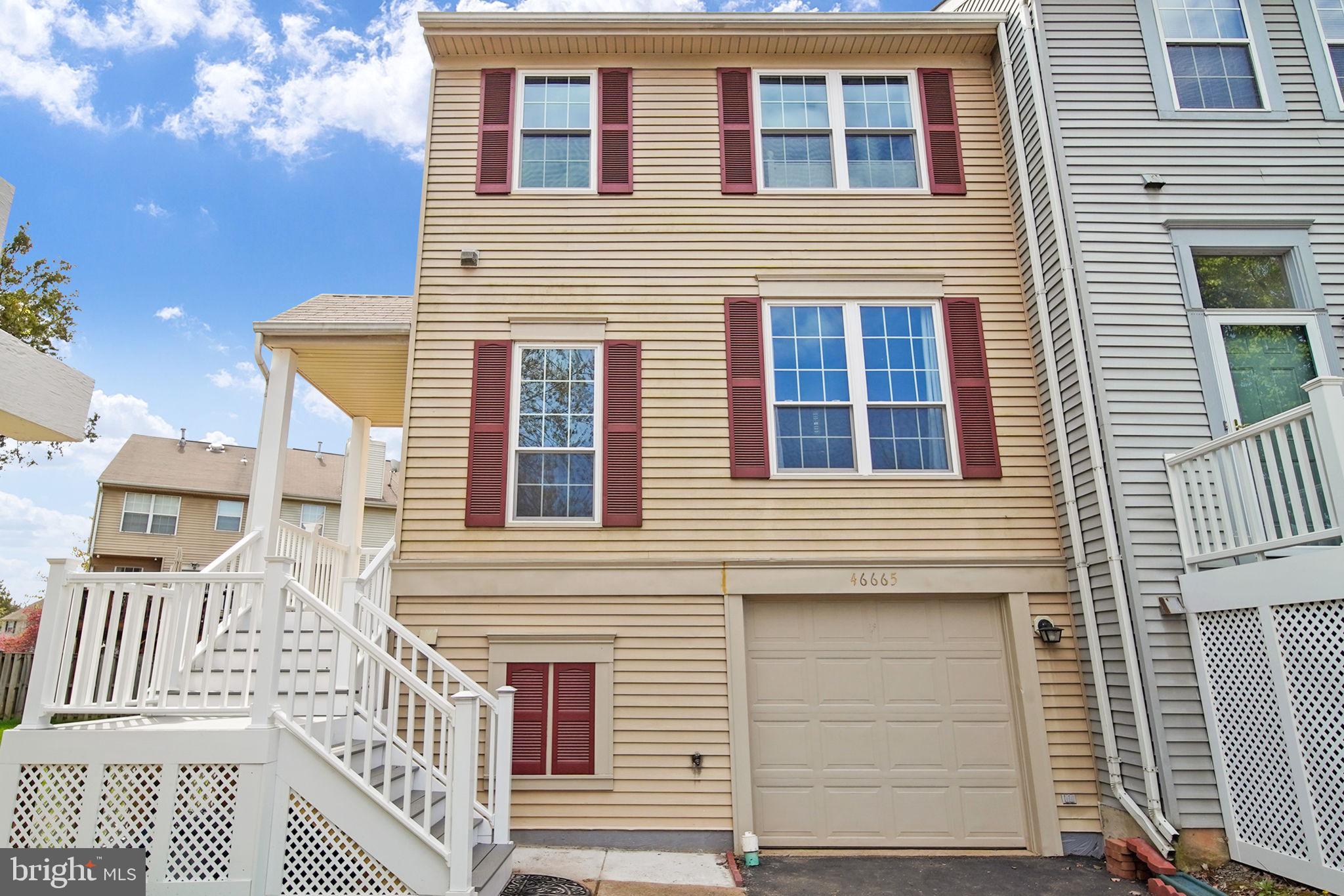 46665 Turnstone Square Sterling, VA 20164 - Photo 4 of 31 Front Exterior