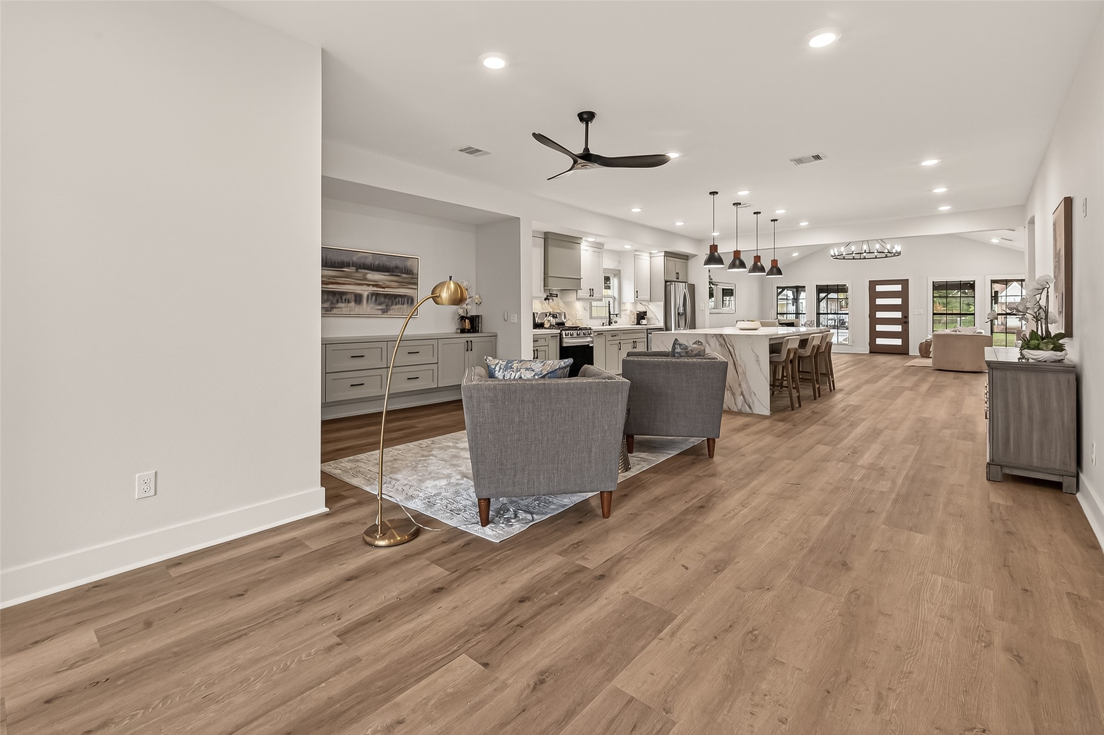 906 Eleanor Street Houston, TX 77009 - Photo 15 of 36 From this angle you can see the built in storage. To the left is the laundry and 3rd full bath!