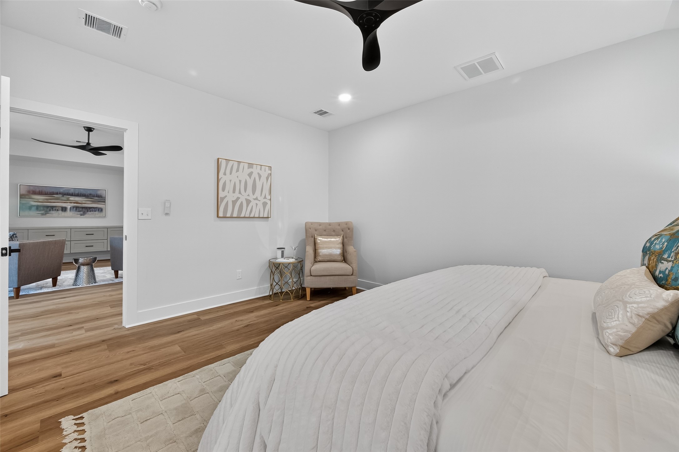 906 Eleanor Street Houston, TX 77009 - Photo 26 of 47 Still room for sitting area, dresser, whatever you like!