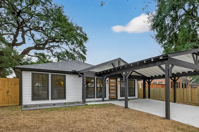 $575,000 | 906 Eleanor Street, Houston, TX 77009