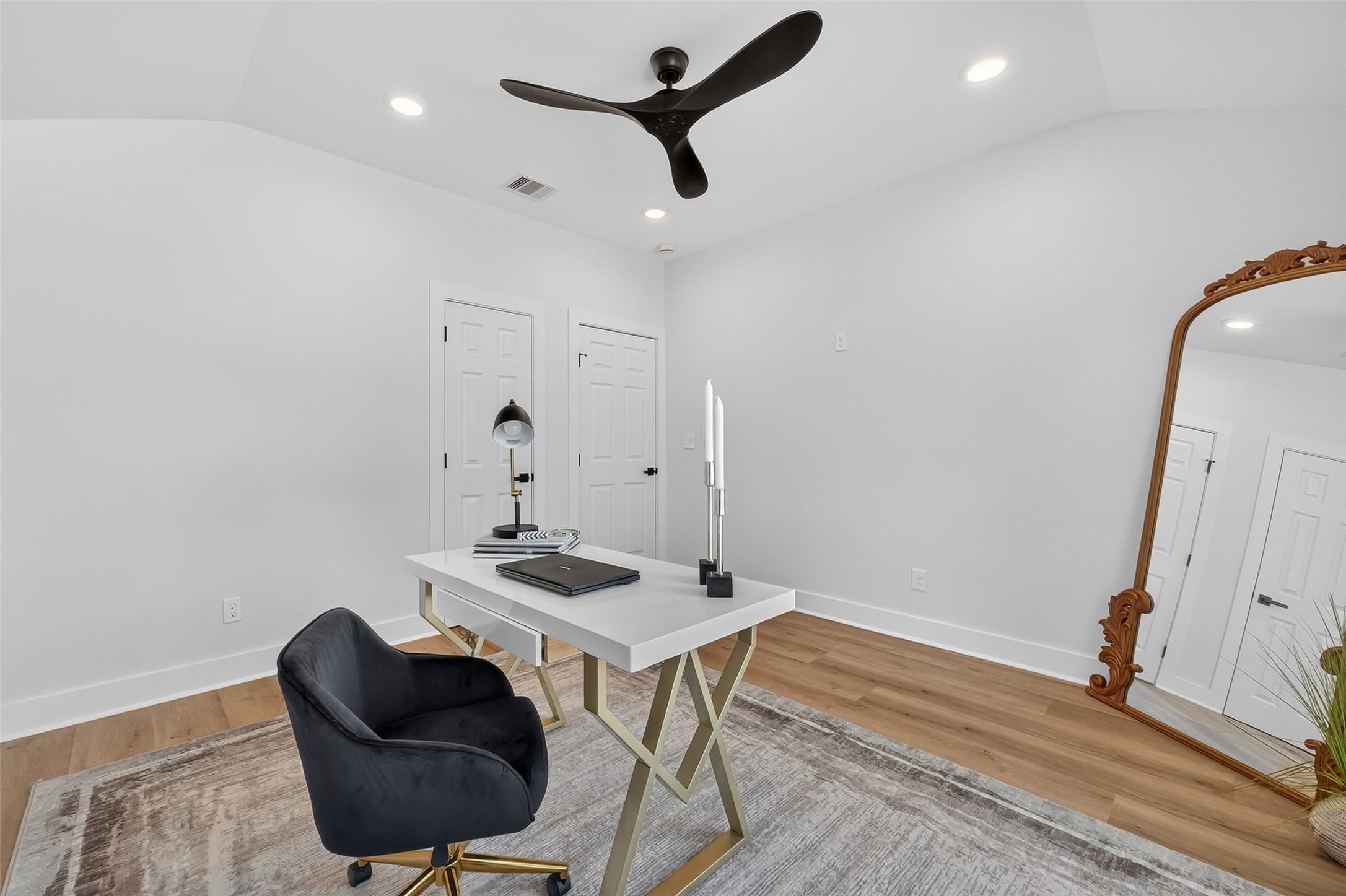 906 Eleanor Street Houston, TX 77009 - Photo 35 of 47 Another view.