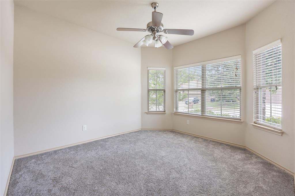 4016 Lazy River Ranch Road Fort Worth, TX 76262 - Photo 27 of 40 Bedroom 3