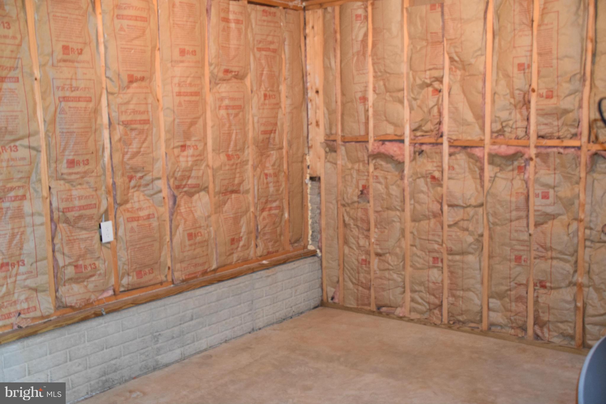 109 North Marshall Street Ranson, WV 25438 - Photo 19 of 24 Interior (General)