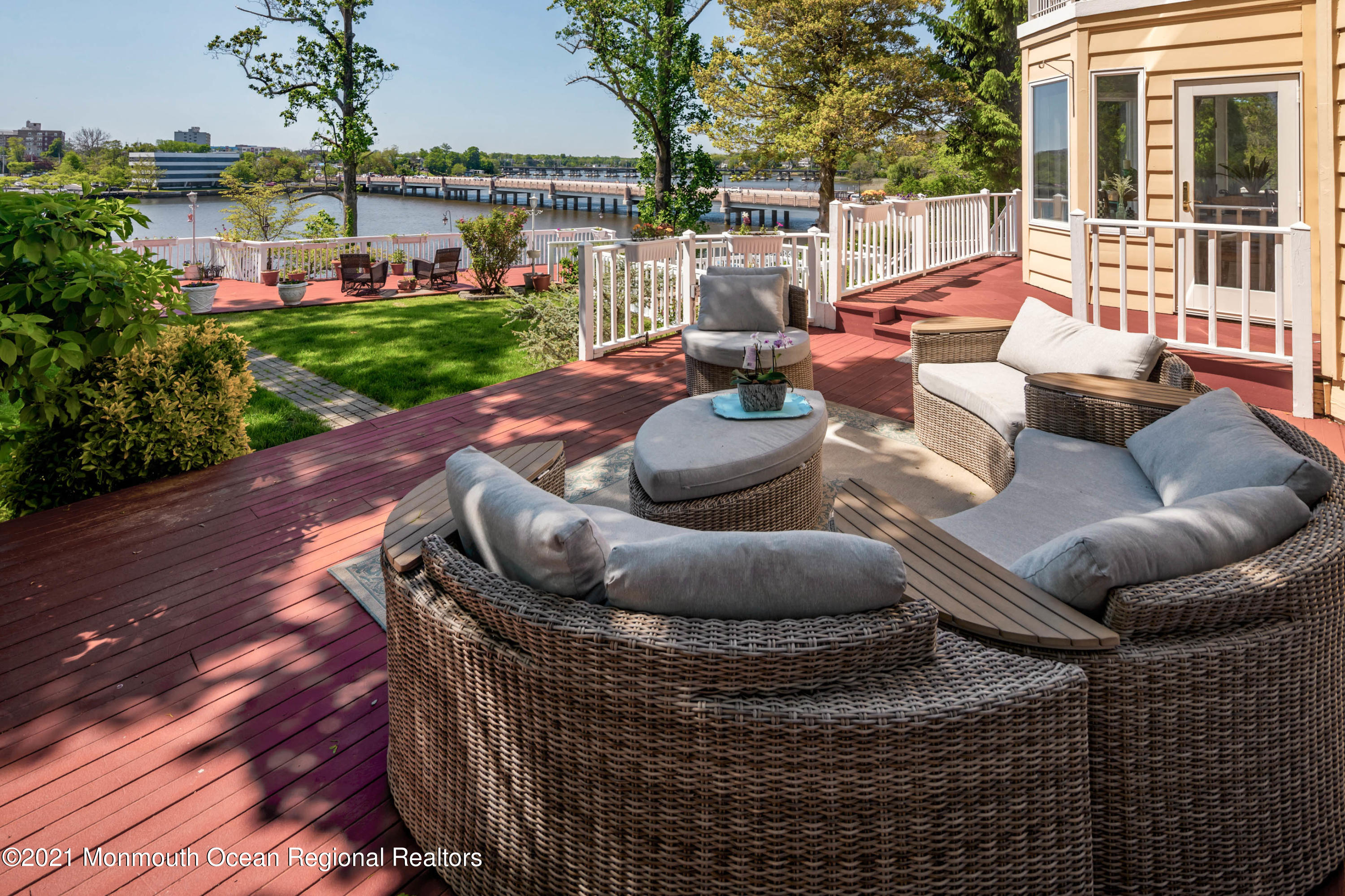 38 Conover Lane Red Bank, NJ 07701 - Photo 50 of 65 13_Back Deck-12