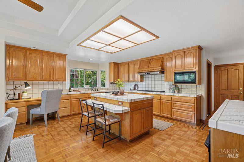 822 Robinson Road Sebastopol, CA 95472 - Photo 12 of 60 Gallery Image 12