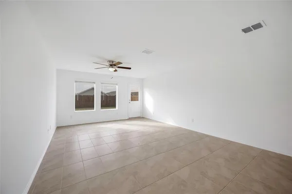 $2,000 | 209 Boxberry Way, Princeton, TX 75407