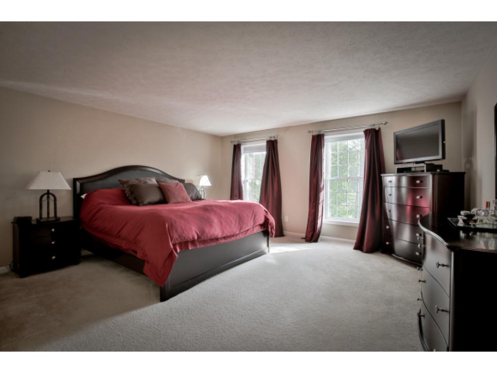 198 Back River Road Bedford, NH 03110 - Photo 14 of 22