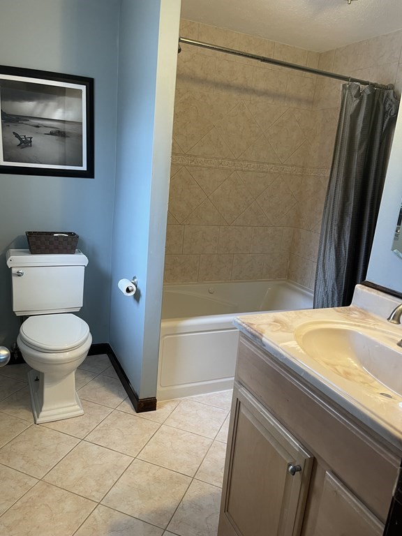 4 Bradford Road Milford, MA 01757 - Photo 10 of 26 Gallery Image 10