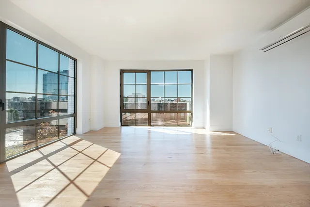 $1,200,000 | 77 Clarkson Avenue, Unit 7A | Prospect Lefferts Gardens