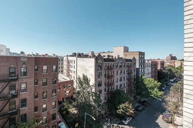 $1,200,000 | 77 Clarkson Avenue, Unit 7A | Prospect Lefferts Gardens