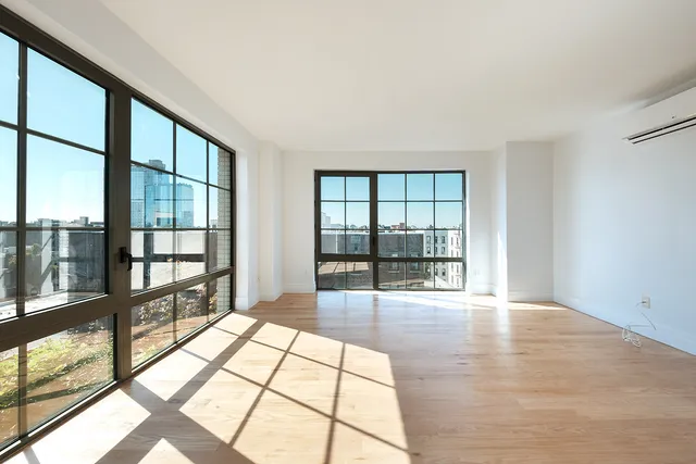 $1,200,000 | 77 Clarkson Avenue, Unit 7A | Prospect Lefferts Gardens