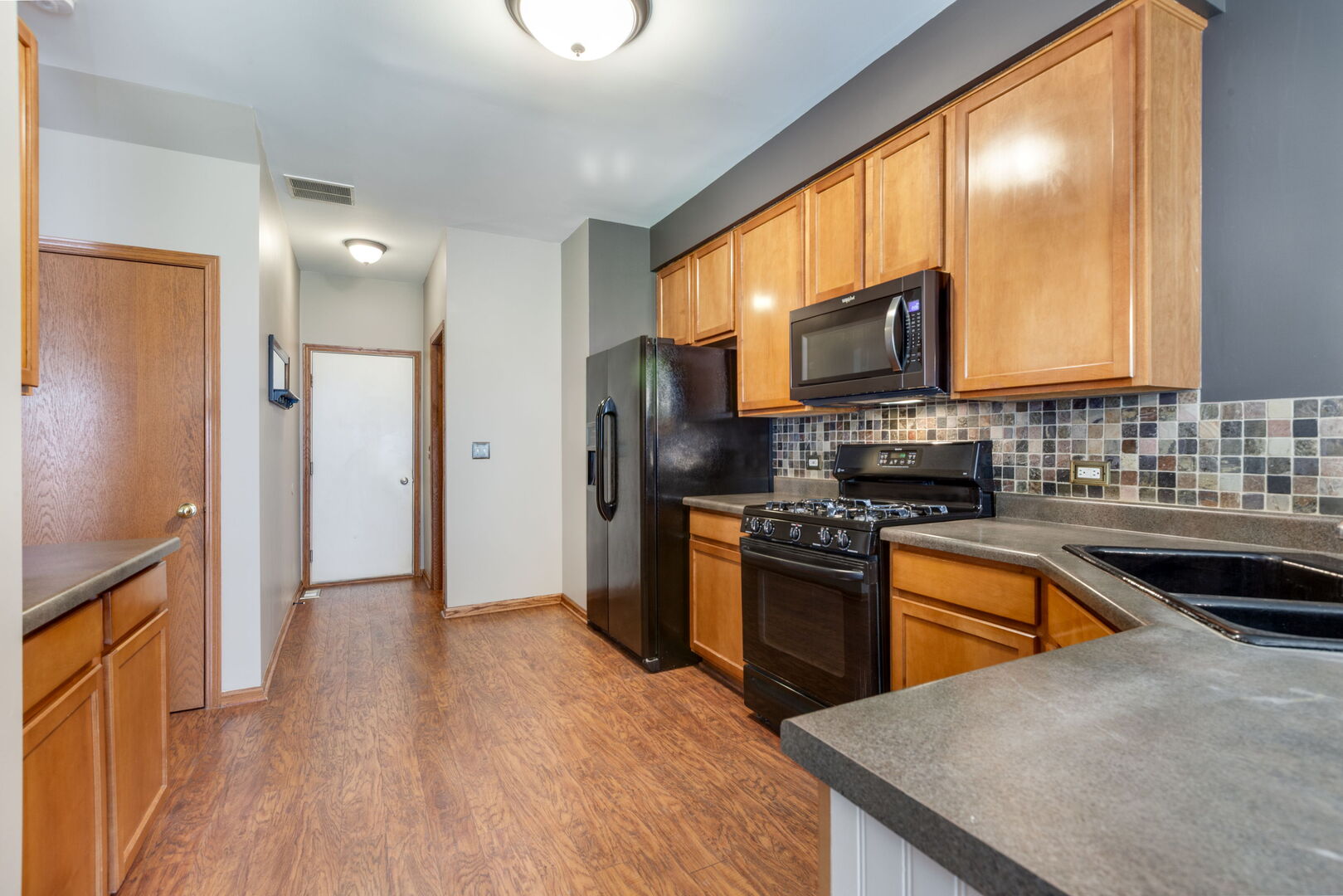 3534 Blue Ridge Court Carpentersville, IL 60110 - Photo 8 of 18