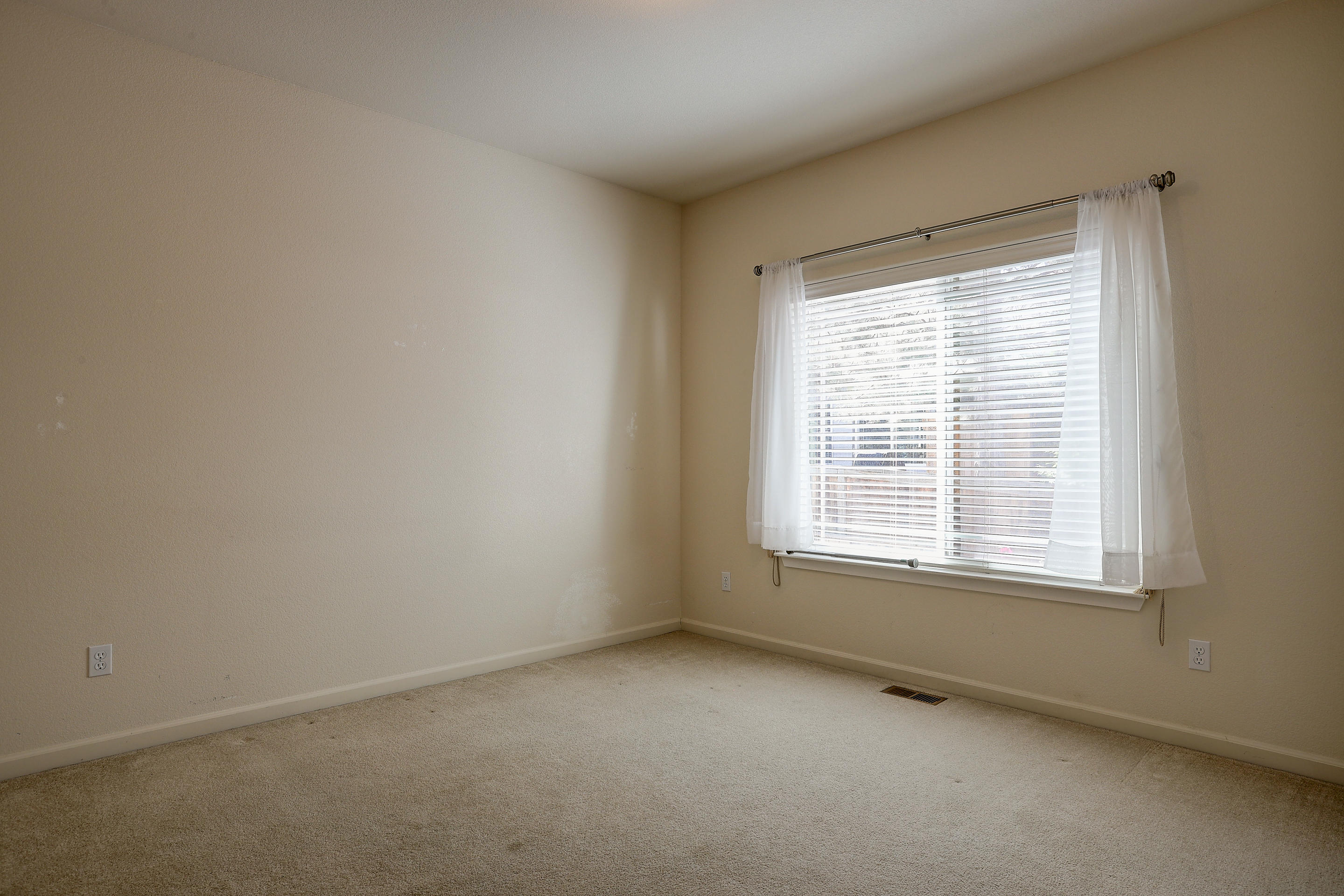 19920 Heron Loop Bend, OR 97702 - Photo 24 of 31 22
