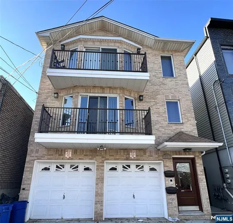 $3,100 | 25 Wallis Avenue, Jersey City, NJ 07306