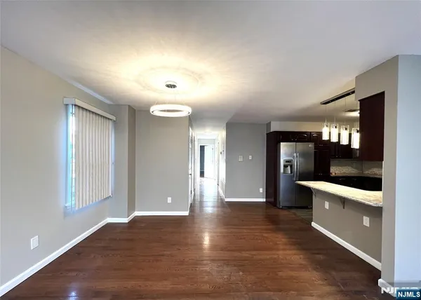 $3,100 | 25 Wallis Avenue, Jersey City, NJ 07306