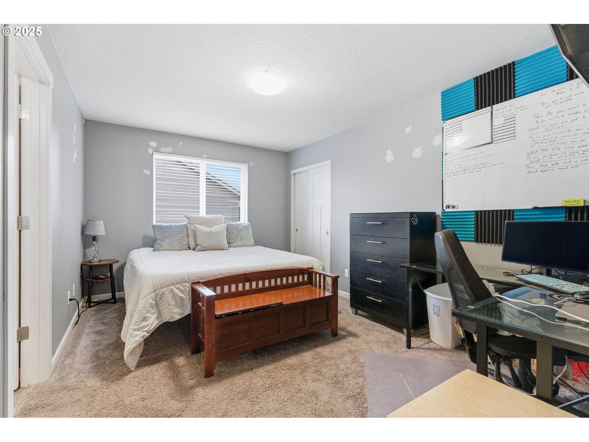 476 Southwest 15th Avenue Canby, OR 97013 - Photo 33 of 43 a bedroom with a bed and a computer on a table