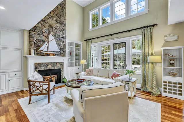 $2,349,000 | 11 Teal Circle, Mashpee, MA 02649