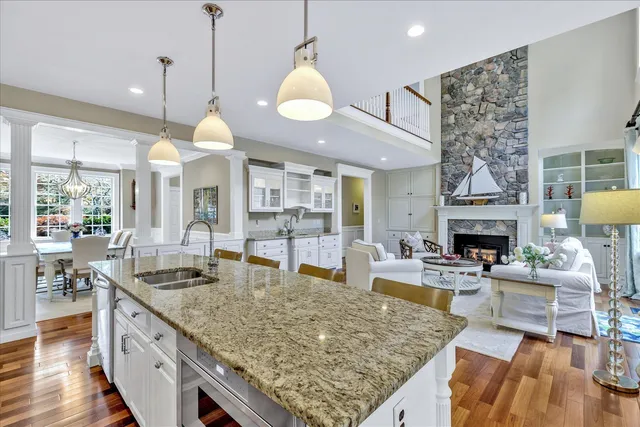 $2,349,000 | 11 Teal Circle, Mashpee, MA 02649