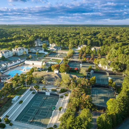 $2,349,000 | 11 Teal Circle, Mashpee, MA 02649