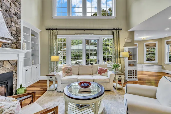 $2,349,000 | 11 Teal Circle, Mashpee, MA 02649